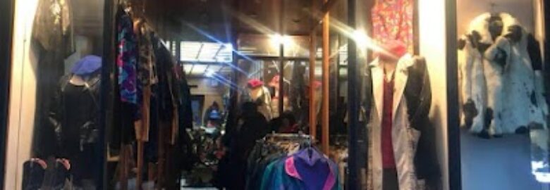 Out Of Space Vintage Shop