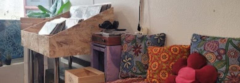 L’Affinerie – Friperie & Vinyles