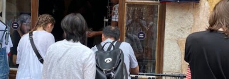 United Vintage Second Shop