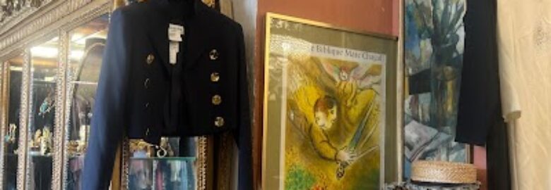 Second Hand Shop MADEMOISELLE Nice Luxe Vintage et Antiquités. Antiquaire à Nice. Dépôt vente Luxe.