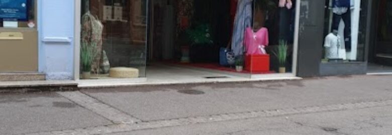 17 Février, Vêtements pour femmes, Prêt-à-Porter Féminin à Colmar