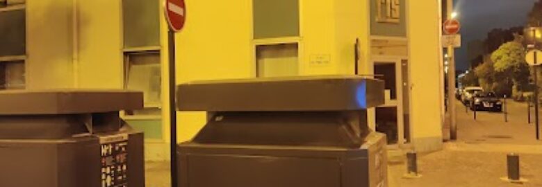 Conteneur dons de vêtements