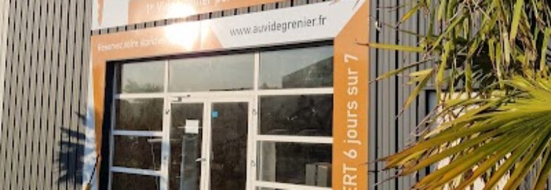 Au Vide Grenier Saintes (17)